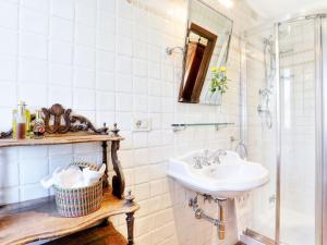 Kúpeľňa v ubytovaní Villa Fonte di Pillo by Interhome