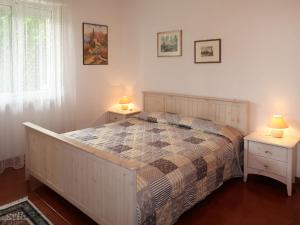 Postel nebo postele na pokoji v ubytování Apartment Casa Irene by Interhome