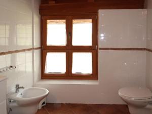 Kúpeľňa v ubytovaní Apartment Maso Marini - Appartamento Volpe by Interhome