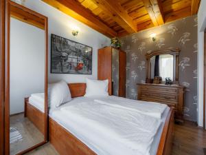 Posteľ alebo postele v izbe v ubytovaní Apartment Kaldi by Interhome