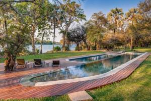 Bazén v ubytování Palm River Hotel nebo v jeho okolí