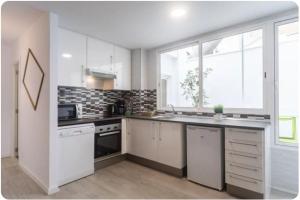 Kuchyň nebo kuchyňský kout v ubytování Islas Canarias Apartment