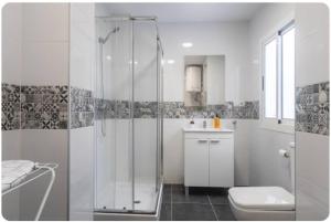 Koupelna v ubytování Islas Canarias Apartment + 16 fotografií