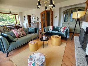 En sittgrupp på Holiday Home Villa Massimo by Interhome