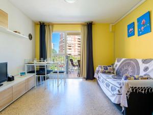 Posezení v ubytování Apartment Oromar-2 by Interhome