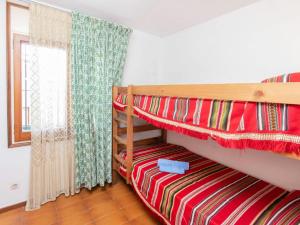 Posteľ alebo postele v izbe v ubytovaní Apartment Melis 1 by Interhome