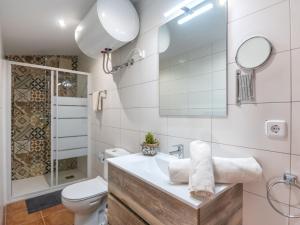 Koupelna v ubytování Holiday Home Robin by Interhome