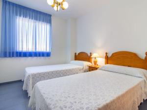 Postel nebo postele na pokoji v ubytování Apartment Mar de Oropesa II-2 by Interhome