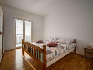 Fotografia z galérie ubytovania Apartment Suzy - SNJ139 by Interhome v destinácii Senj