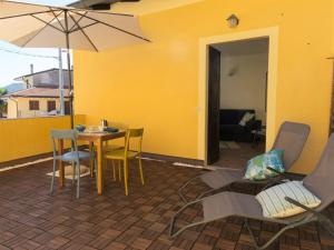 Posedenie v ubytovaní Apartment Canton Balin by Interhome