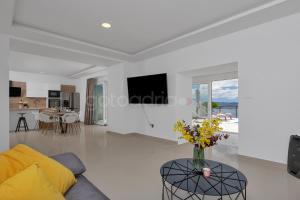 Fotografia z galérie ubytovania Luxury Villa Mare Visum v destinácii Brela
