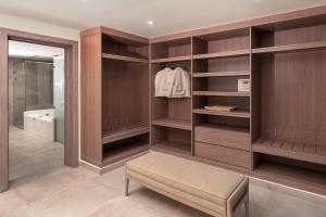 A bathroom at Steigenberger Resort Ras Soma