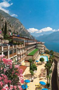 Afbeelding uit fotogalerij van Hotel Splendid Palace in Limone sul Garda