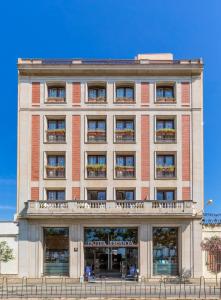 30 Degrees - Hotel Espanya Calella, Calella – Bijgewerkte ...