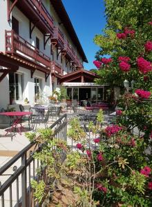 Balkón nebo terasa v ubytování Hotel Pyrenées Atlantique