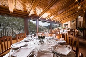 ห้องอาหารหรือที่รับประทานอาหารของ Apartamento Alcala de la selva