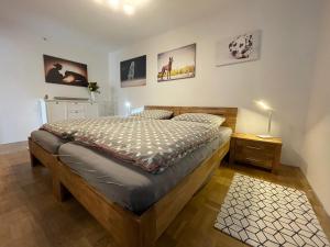 Postel nebo postele na pokoji v ubytování Ferienwohnung Toja