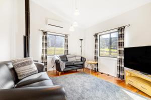 A seating area at The Chichester Retreat