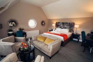 Ένα ή περισσότερα κρεβάτια σε δωμάτιο στο Killaloe Hotel & Spa