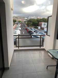 Balkón nebo terasa v ubytování Cozy apartment Playa Las Vistas. Free Wifi.