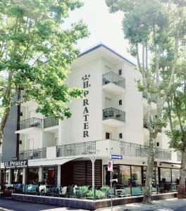 The building in which a szállodákat is located
