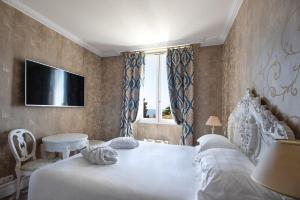 Фотография из галереи Hôtel Château de la Tour в Каннах