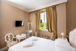 Фотография из галереи Hôtel Château de la Tour в Каннах