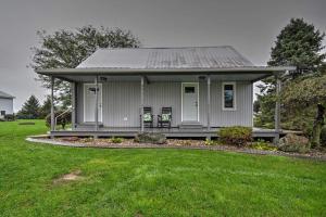 Gallery image of Cozy Goshen Farmhouse about 9 Mi to Amish Acres in Goshen