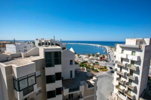 Γενική θέα στη θάλασσα ή θέα στη θάλασσα από  αυτό το διαμέρισμα