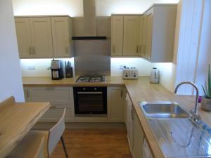 Gallery image of Snug - Tearlag Apartment in Helensburgh