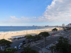 Imagen de la galería de Clássico em Copacabana - Vista para a praia - ATL702, en Río de Janeiro