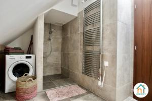 Kúpeľňa v ubytovaní Premium Apartment by Hi5 - Penthouse studio + rooftop