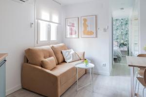 Część wypoczynkowa w obiekcie Madrid Comfort Suites