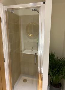 Vannituba majutusasutuses Sawley in the Forest of Bowland - cosy cottage.