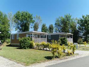 Zdjęcie z galerii obiektu Camping VITAMIN DIEPPE w mieście Saint-Aubin-sur-Scie