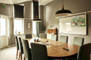 Foto dalla galleria di Hasse på Sjökanten Hotell & Restaurang a Jönköping