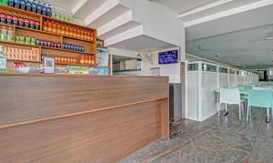 Lounge nebo bar v ubytování Treebo Green Land Kushalnagar, 300 M From Nisargadhama Forest