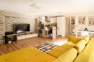 TV a/nebo společenská místnost v ubytování Apartmán u Jiříka