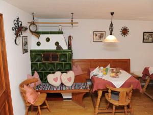 Posezení v ubytování Pension Mooserlehen + 22 fotografií