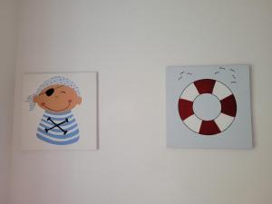 Zdjęcie z galerii obiektu FAMILY APARTMENT LINZ Wohnen mit Garten am Fusse des Pöstlingbergs TOP LAGE Villenviertel w Linzu