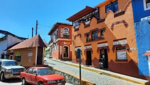 Budova, kde se aparthotel nachází + 8 fotografií