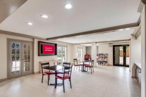 Gallery image of Red Roof Inn PLUS+ Dallas - Addison in Addison