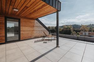 Balkón alebo terasa v ubytovaní Apartmány u Škraba