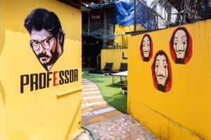 Chứng chỉ, giải thưởng, bảng hiệu hoặc các tài liệu khác trưng bày tại Whoopers Hostel Palolem