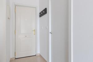 Fotografie z fotogalerie ubytování New modern 2-bedroom appartment v destinaci Torremolinos