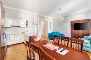 Kuchyňa alebo kuchynka v ubytovaní Imperial Apartments Schönbrunn - Contactless Check-In