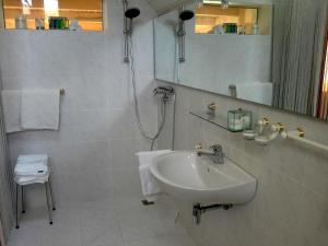 
Ein Badezimmer in der Unterkunft Roomantic Apartments
