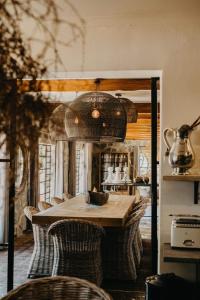 Η κουζίνα ή μικρή κουζίνα στο Twyfelberg Karoo Hideaway