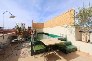 Balkón nebo terasa v ubytování 103Riad Pool RoofTop & Hammam