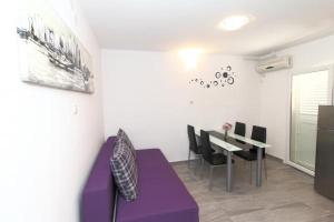 Ein Sitzbereich in der Unterkunft Apartmani Joško Duće - Omiš